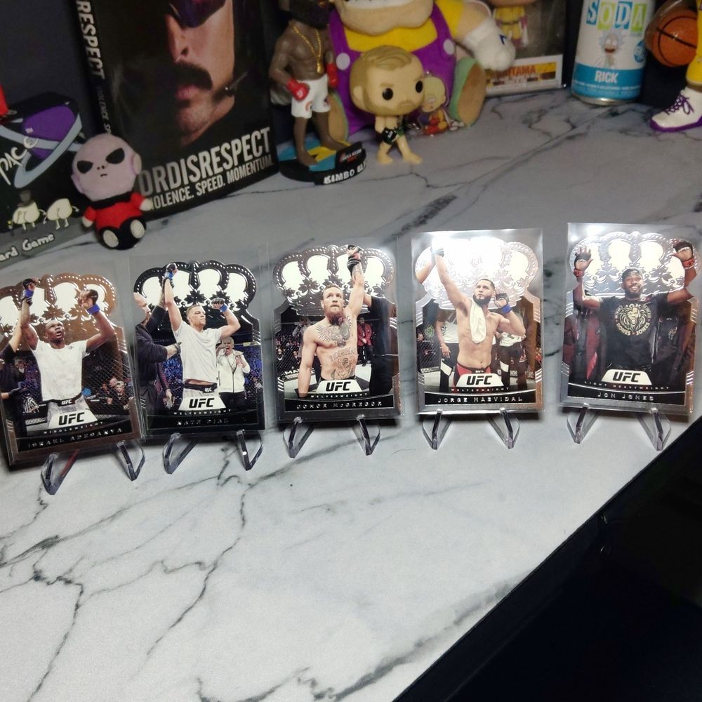 UFC CARDS - Chronicles Crown Royale bundle
